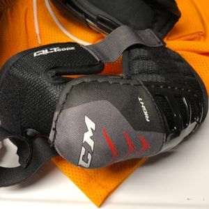 CCM Youth Hockey Elbow Pads